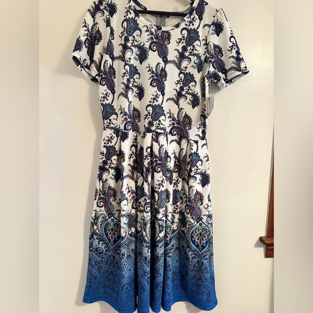 Lula Roe Dress in Amelia Design Size XL NWT
